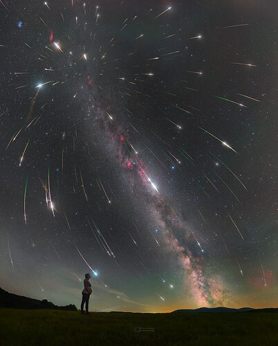 time lapse perseid meteor shower - Petr Horalek photographer