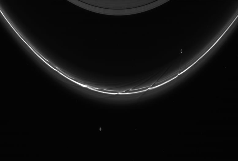 prometheus_pandora_fring_20090820-106912357